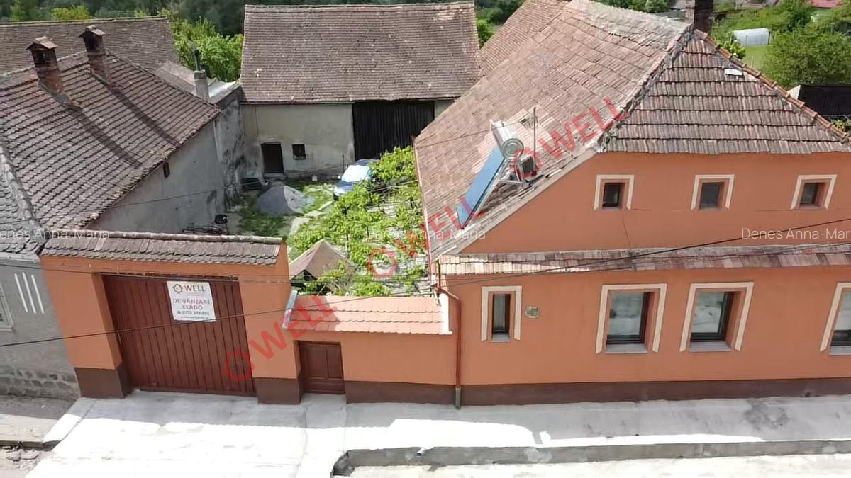 Casă cu 4 camere în Racoș - 2