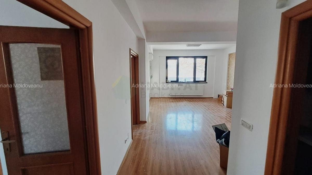 Apartament 3 camere Jiului + 4 locuri parcare - 1