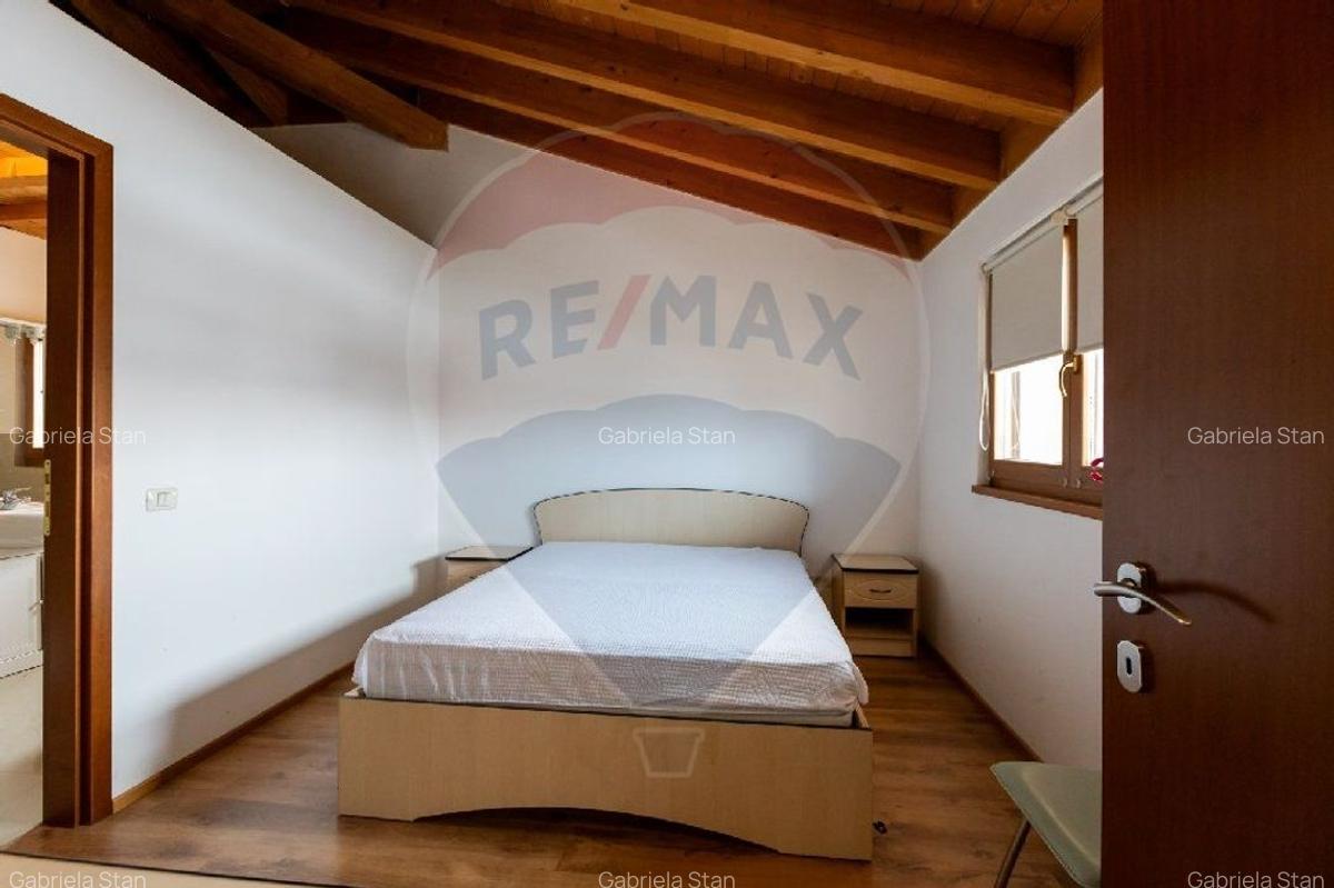 Casa / Vila de vanzare cu 8 camere si teren 1307mp - 8
