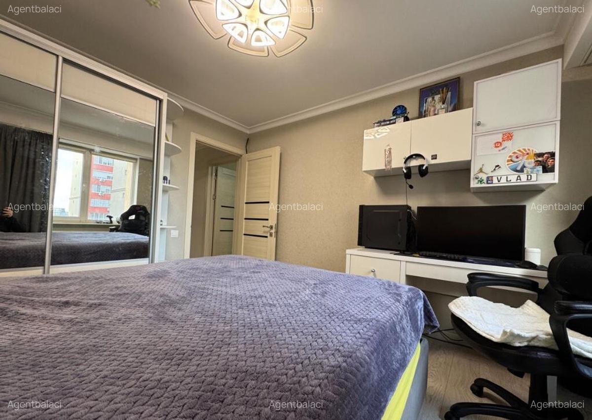 Apartament de vanzare in zona Coresi Shopping - 4