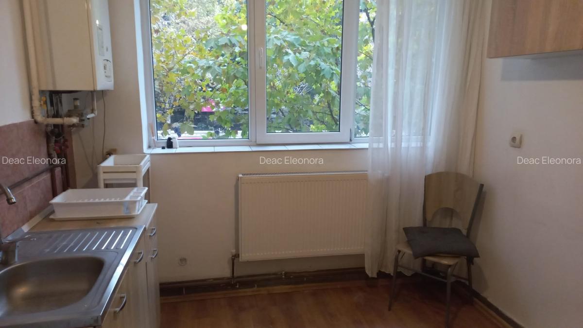 Apartament 2 camere, decomandate, zona centrala - 6 Apartament 2 camere, decomandate, zona centrala - 6