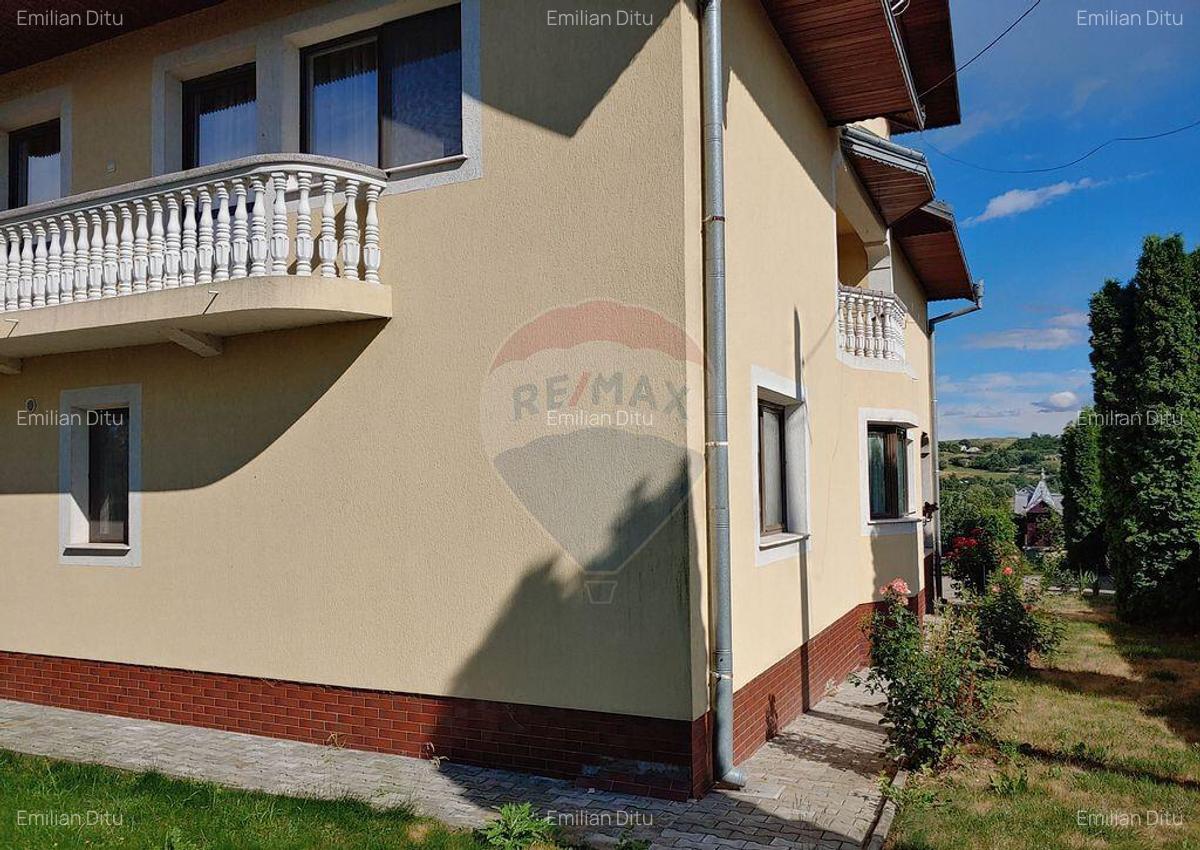 Casa / Vila de vanzare cu teren intravilan 1200 mp-Zvo... - 15