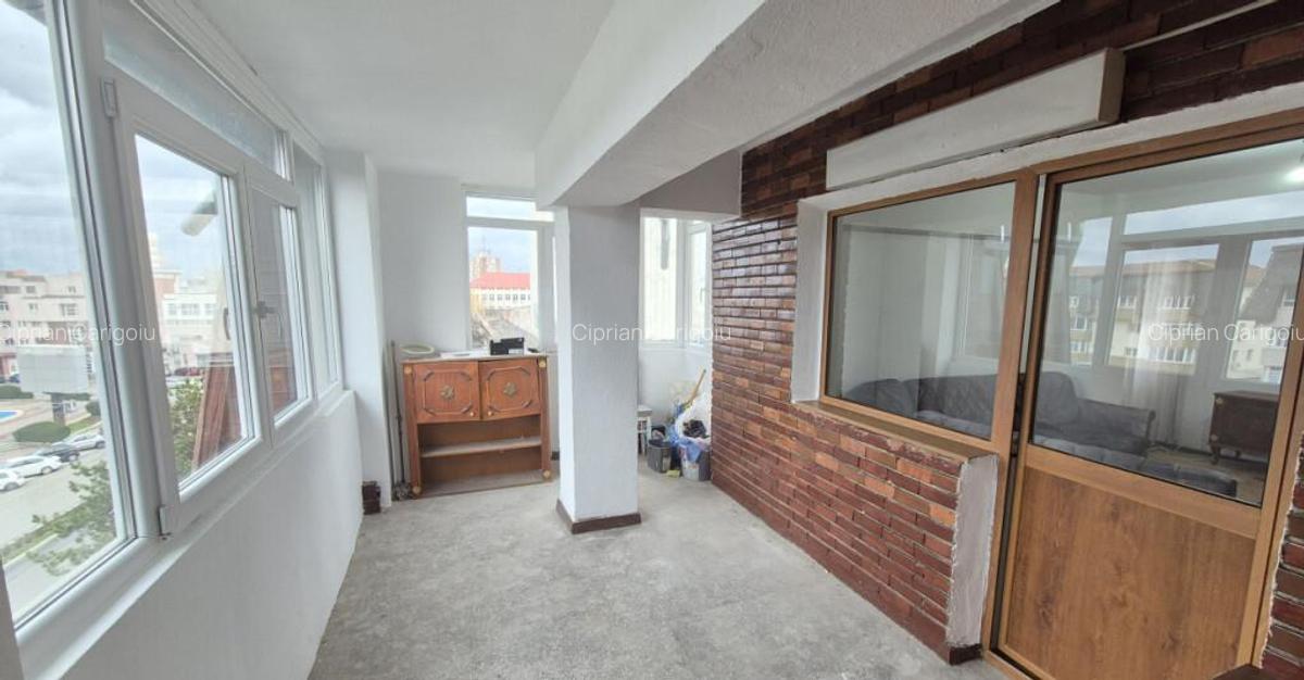 Apartament 3 camere - zona Casei de Cultura - 4