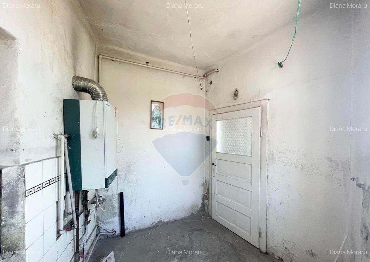 Casa cu 3 camere de vanzare in zona centrala comison 0% - 11
