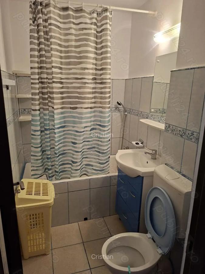 Direct proprietar Garsoniera Titan - 3