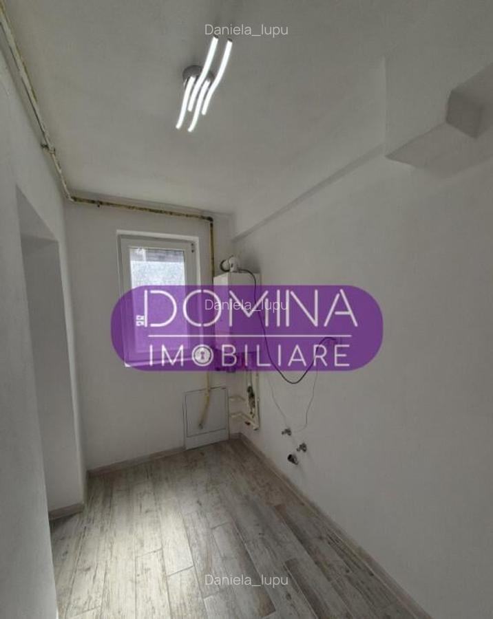 Spa?iu comercial, Ale. N.Titulescu, col? cu str. Minerilor - 5