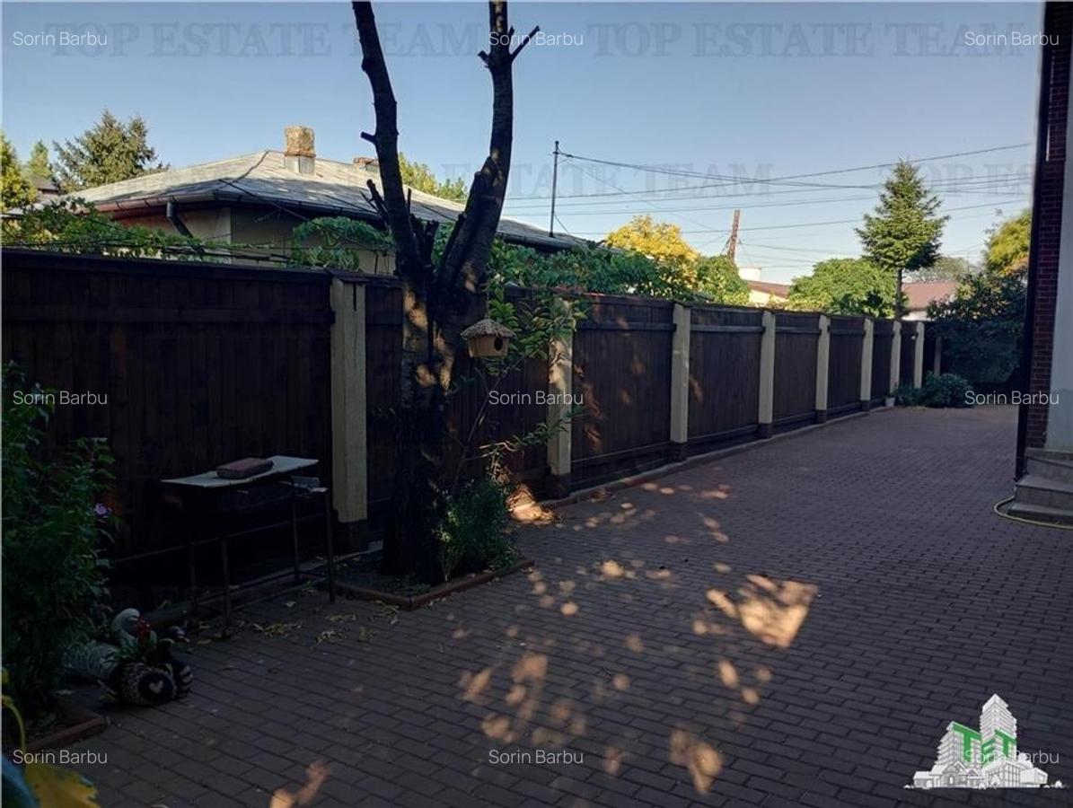 Vila superba,  zona Brancoveanu-Luica, cu 6 camere si teren de 550 de metri - 3