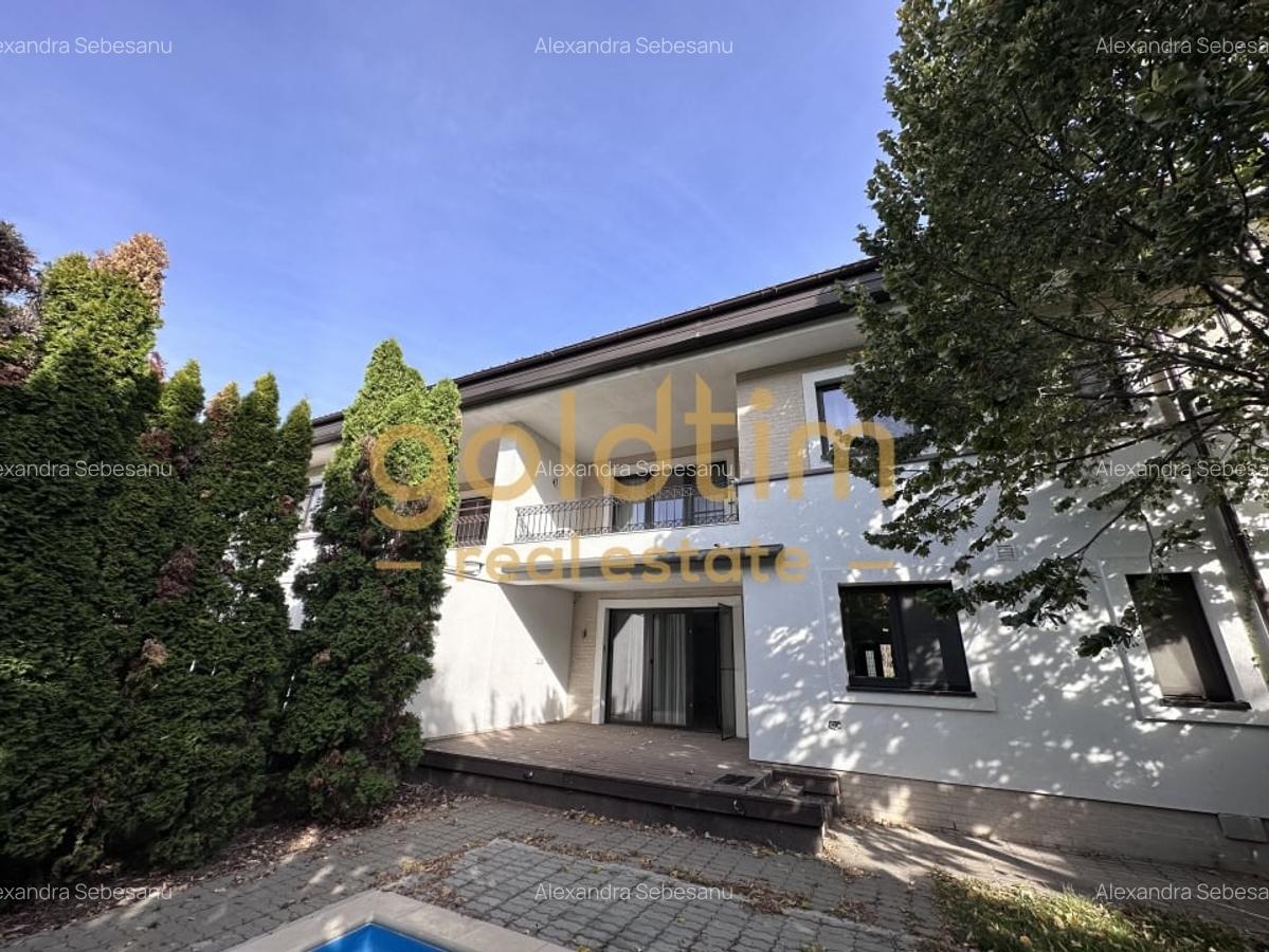 VILA CU PISCINA/CURTE/COMPLEX SECURIZAT/OXFORD GARDENS/PIPERA - 1