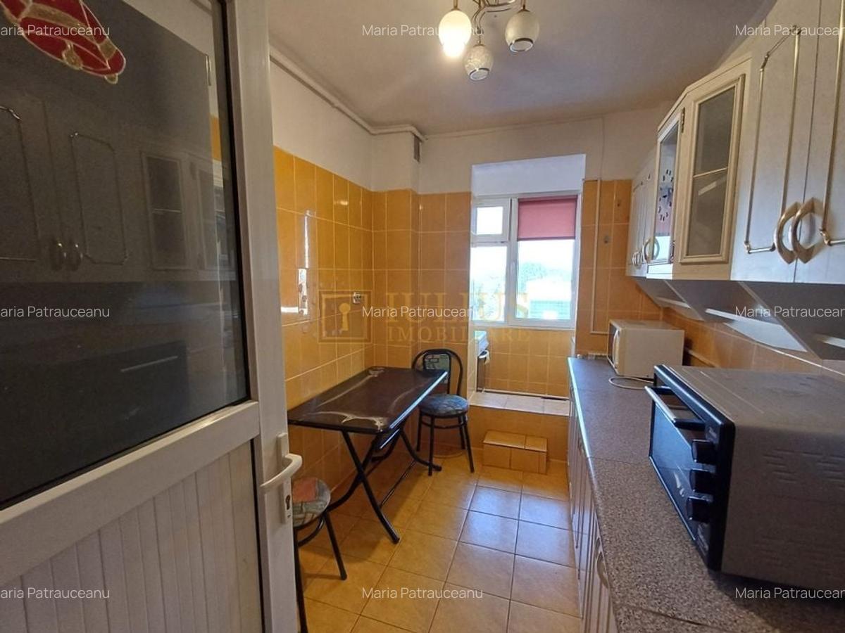Apartament cu 3 camere decomandat, mobilat în Complex Studențesc - 1