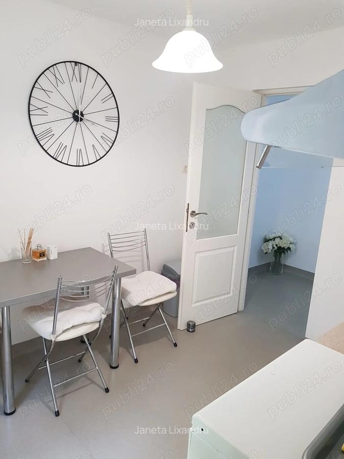 Inchiriere apartament cu 3 camere - 1