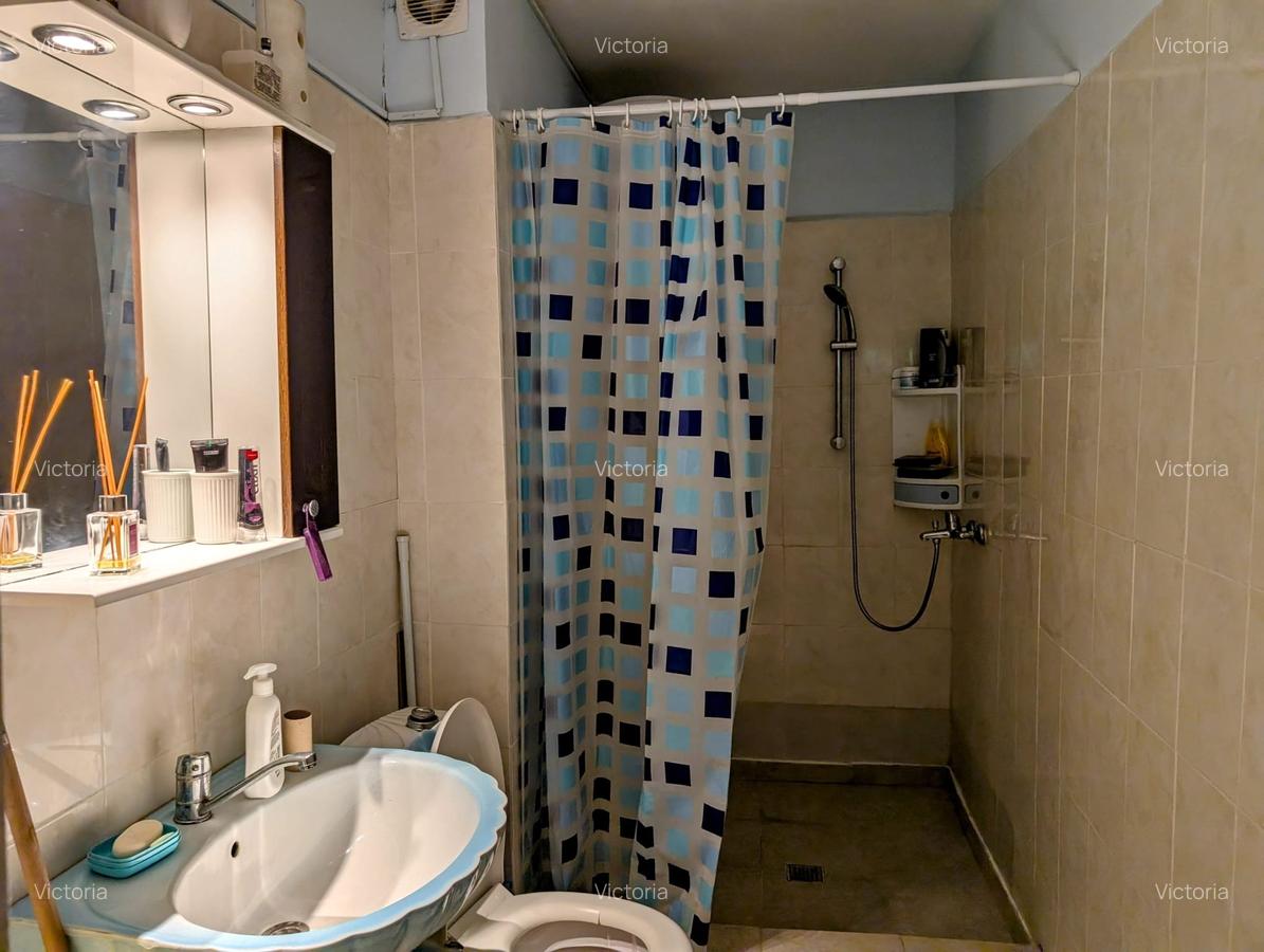 Predeal,P+1,casa din busteni,in spatele terenului-raul Prahova,posibil extindere - 9