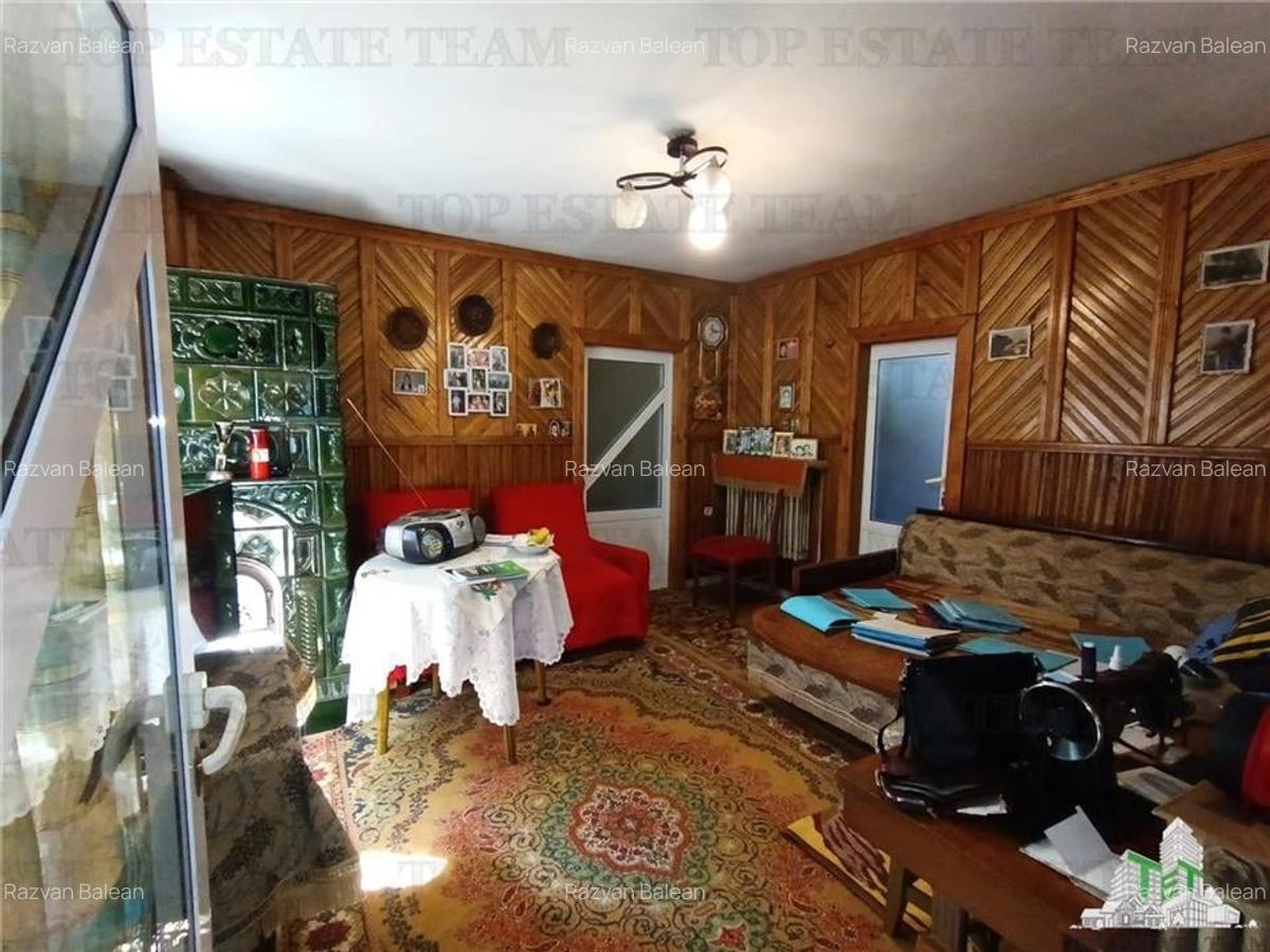Casa, gradina si curte intrun peisaj de poveste, aici in Slanic Prahova, unde ae - 5