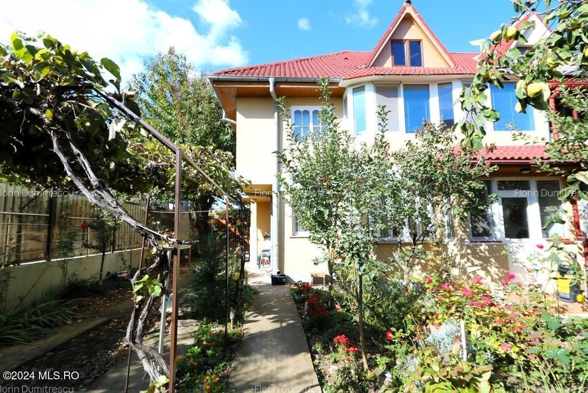 Ovidiu Sud, vila tip duplex P+1E, 140 mp utili, deschidere pe colt! - 1 Ovidiu Sud, vila tip duplex P+1E, 140 mp utili, deschidere pe colt! - 1