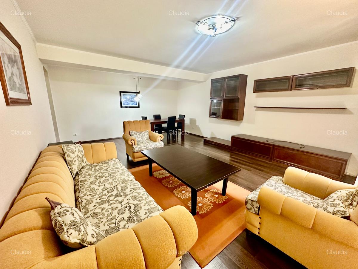 Apartament cu 3 camere decomandat în Herăstrău - 3