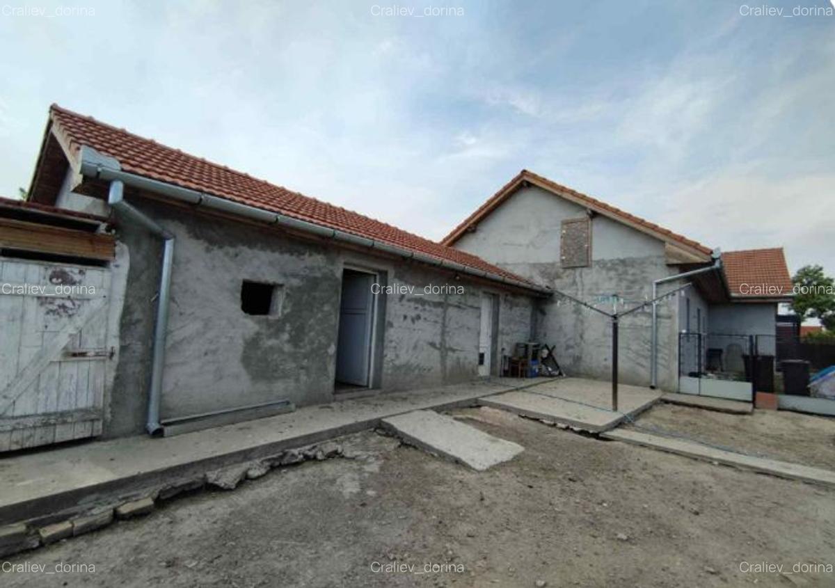 Vând casă spațioasă pe parter in Cenei ,3 fronturi stradale - 6