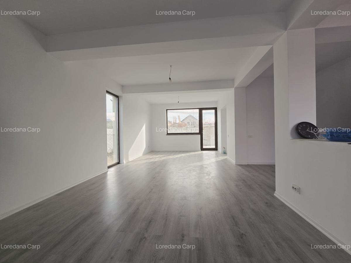 Vila individuala-4camere -2bai-pod -incalzire pardoseala-5min mers pe jos de STV - 2