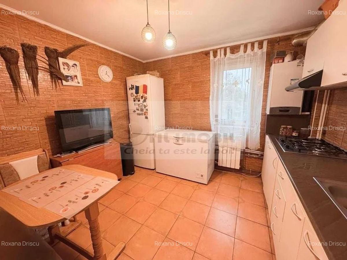 Ap decomandat 3 camere - Tătărași, 75 mp, locație excelentă 140000 EUR - 5