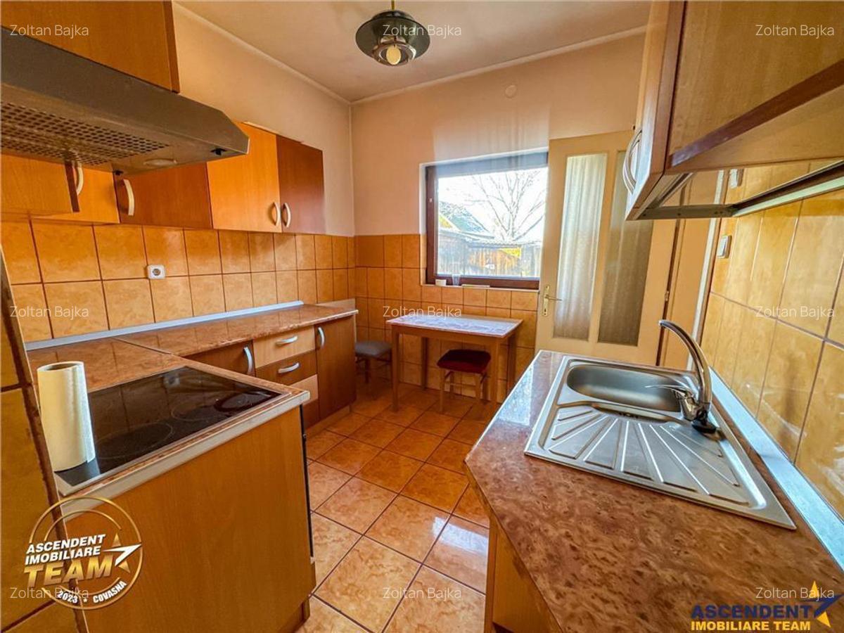 3D FILM! Casa cu 3 camere,1.800mp teren, facilitati apreciabile, langa Targu Secuiesc - 3