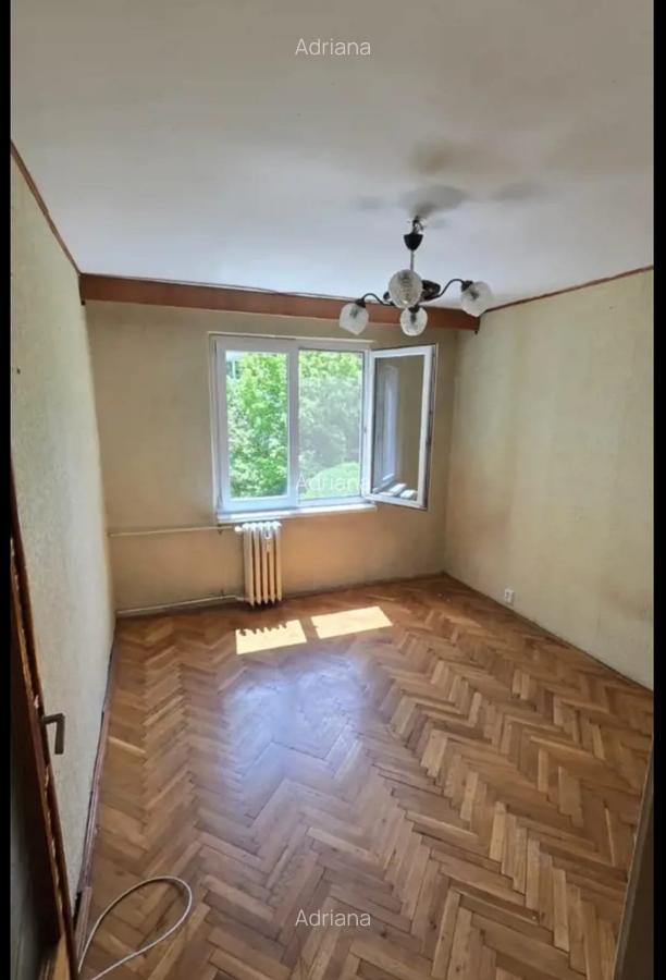 Apartament cu 3 camere decomandat în Circumvalațiunii - 2