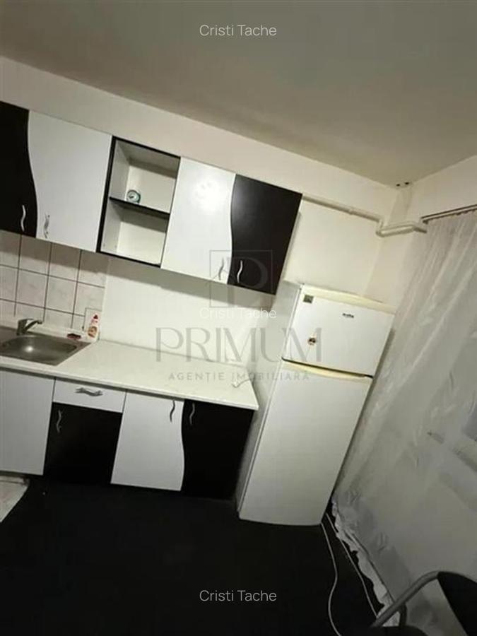 DAMBOVITA - ETAJ 2 - DECOMANDAT - 3 CAMERE - CENTRALA PROPRIE - 5