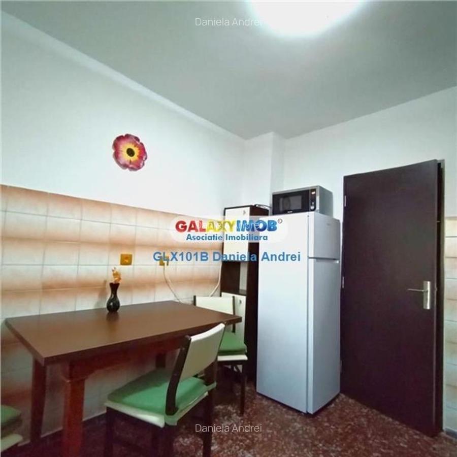 De inchiriat:APARTAMENT 2 CAMERE, bloc 1985, Piata Victoriei, 450 euro - 20