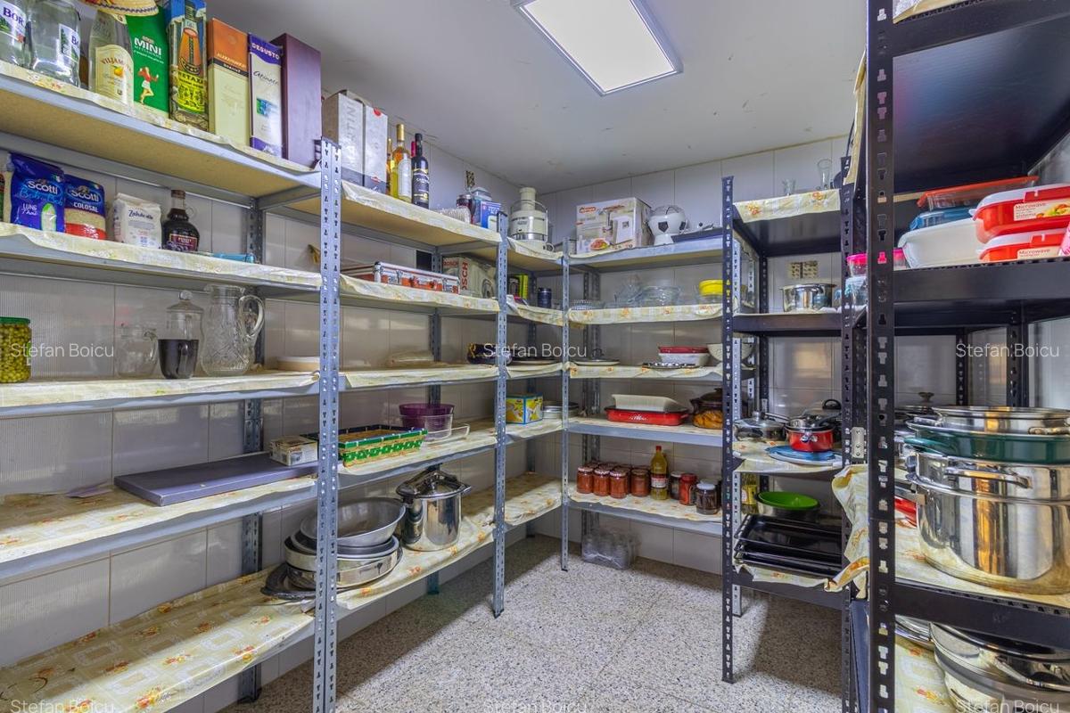 Vila cu piscina si garaj - 6 dormitoare - Pantelimon - 44