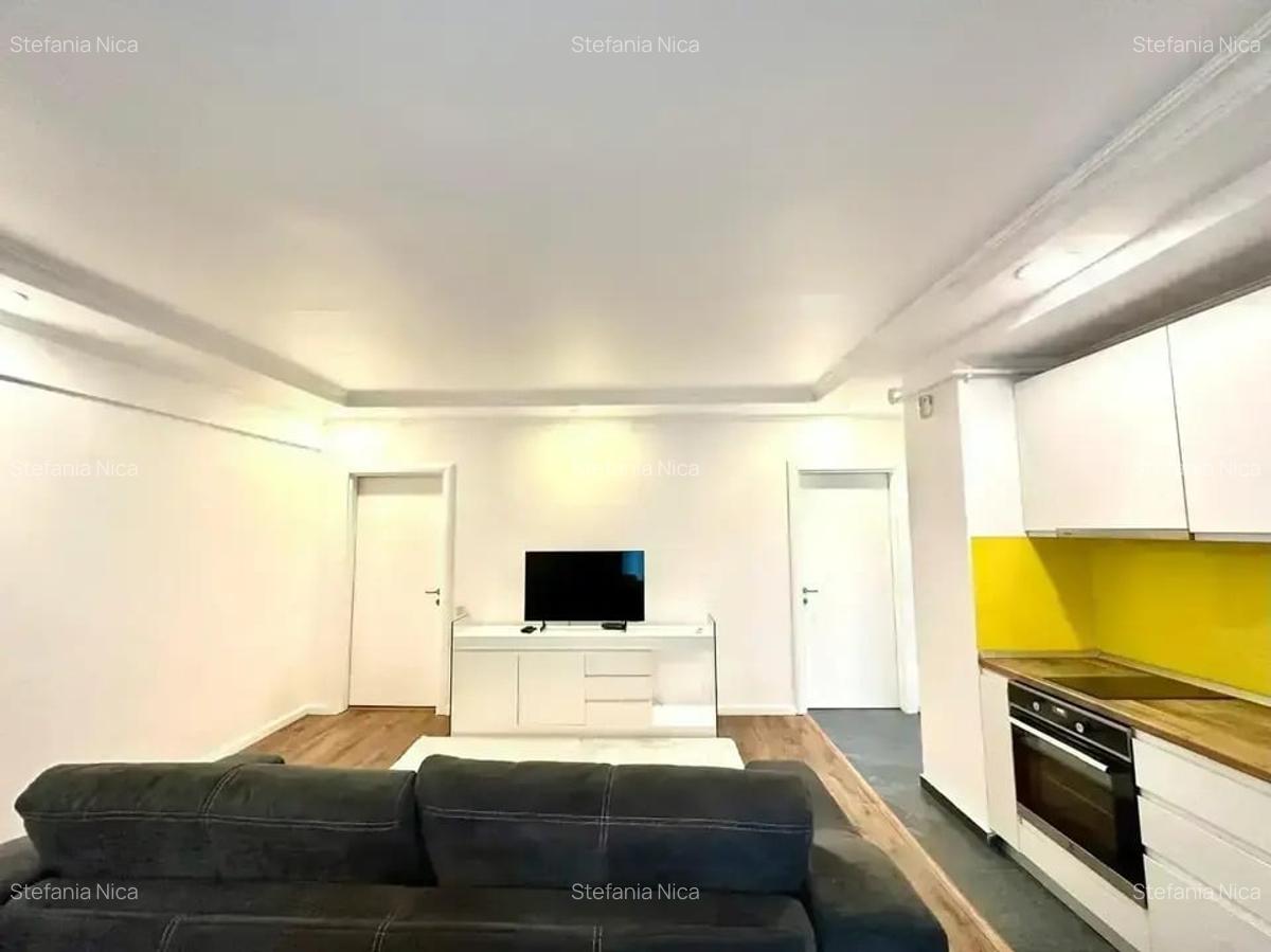 2 camere de închiriat - Piscină Exterioară - Foisoare - 20m Padure - 2