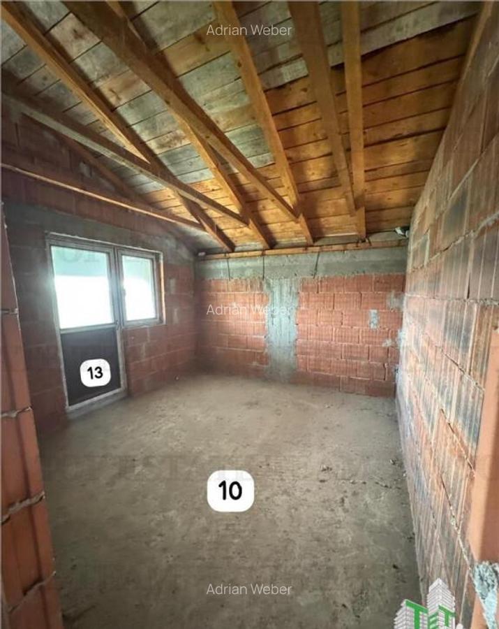 Vila duplex 4 camere 100mp, la rosu, cu toate utilitatile, 2 - 9