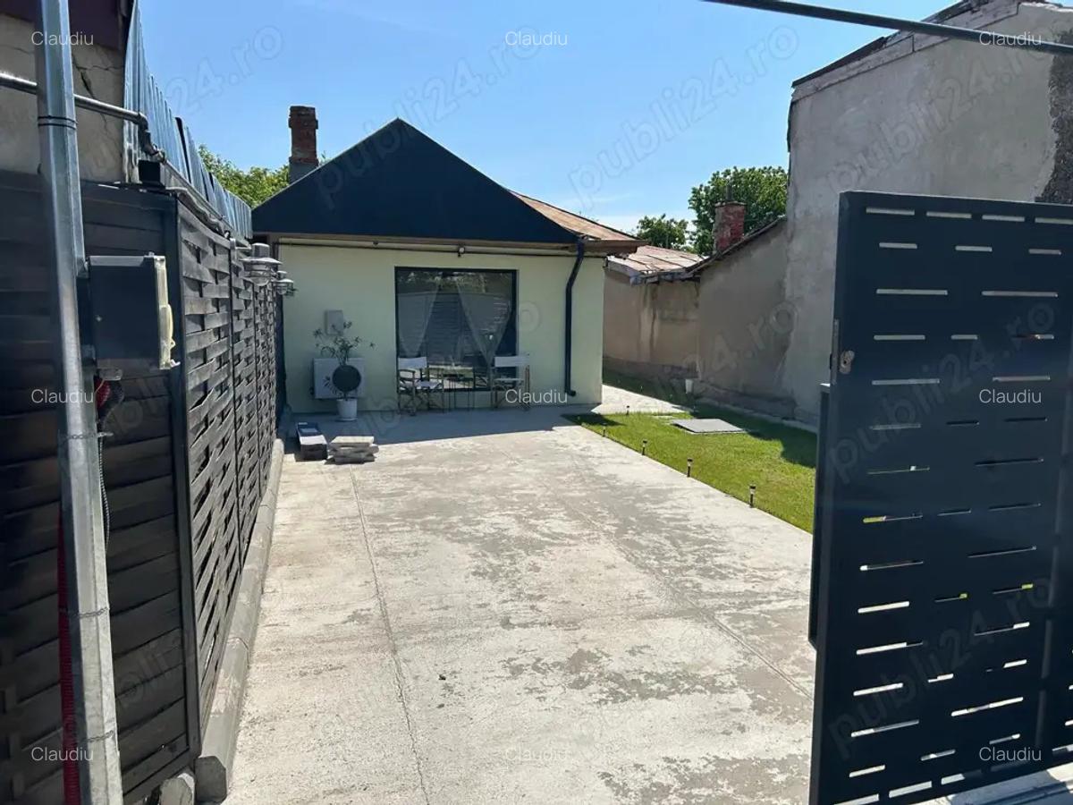 Casa luminoasa, gata de mutat,zona lini?tita, ideala pentru familie - 2
