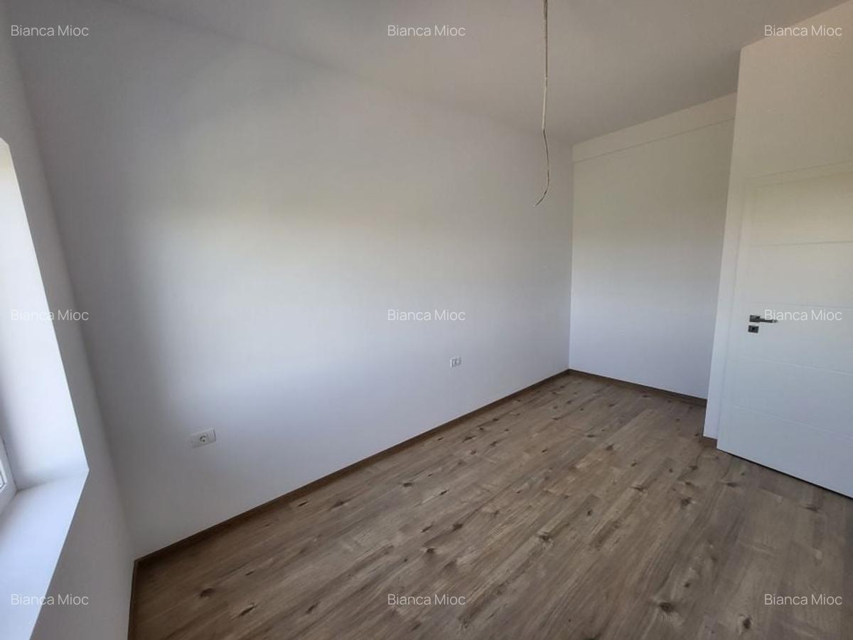 Apartament cu 2 camere decomandat în Girocului - 6