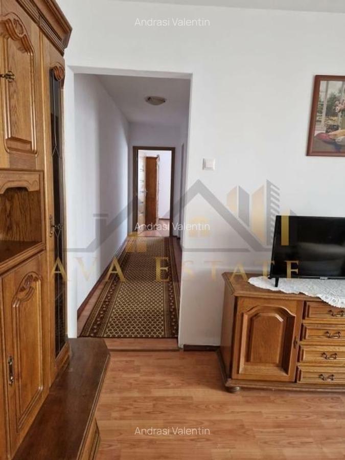 Apartament cu 3 camere, 77 mp,  Et.3 + centrala-Zona Gheorghe Lazar - 3