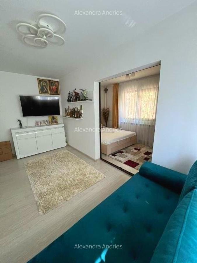 Apartament 2 camere - etajul 1 - Podul de Piatra - 1