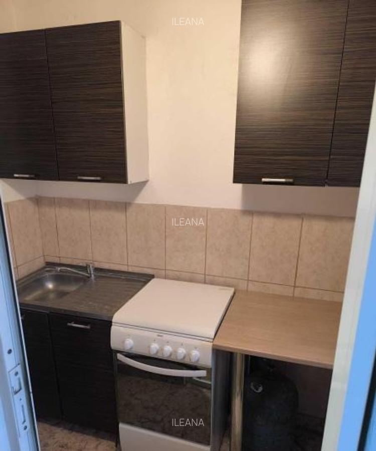 Tomis nord=garsonieră - 5