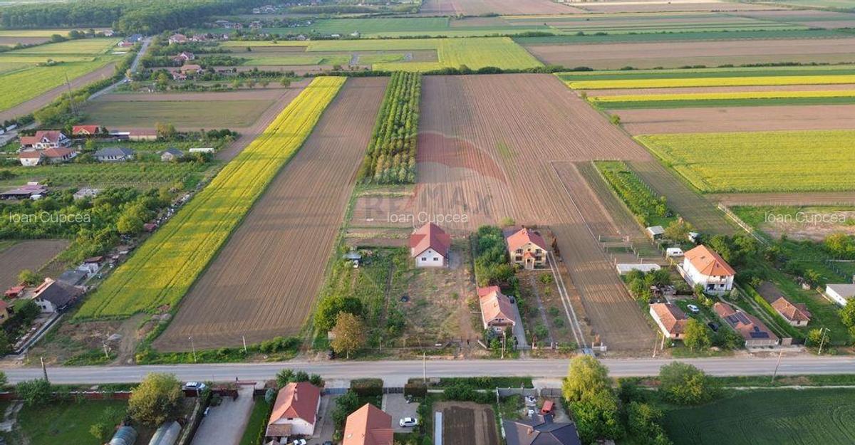 Casa cu 5 camere finisata si 10.400 m2 teren de vanzare... - 5 Casa cu 5 camere finisata si 10.400 m2 teren de vanzare... - 5