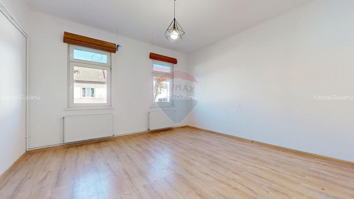 Birouri de inchiriat in Brasov, strada Aurel Vlaicu, trafic intens - 1