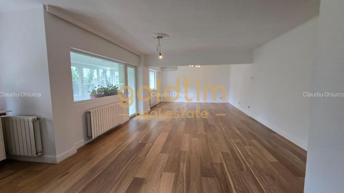Apartament cu 3 camere decomandat în Herăstrău - 2