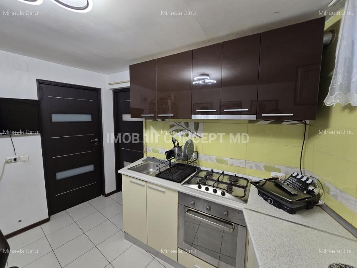 VANZARE CASA 3 CAMERE in zona Democratiei - 17