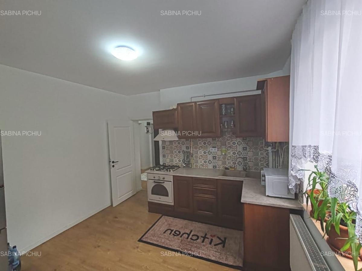 Apartament cu 2 camere decomandat, mobilat în Triaj - 3