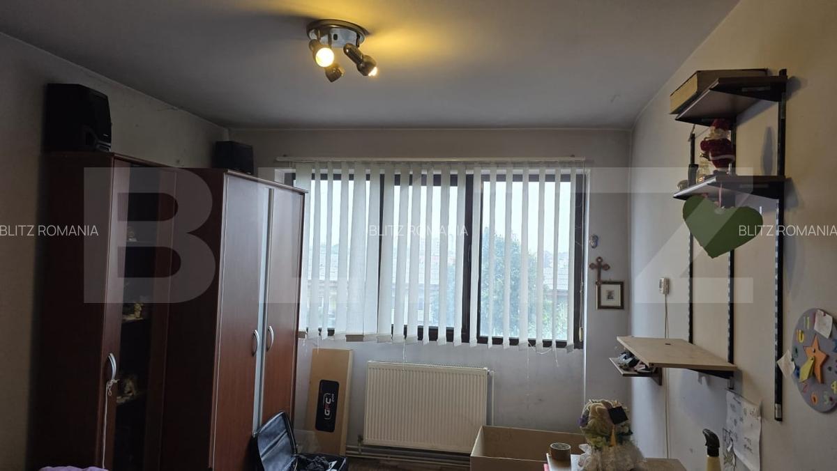 Apartament de vanzare, cu 2 camere, 46 mp, zona Micro 14 - 3