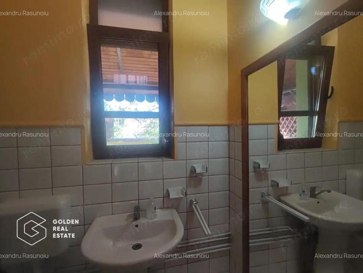 Casa solida, spatiu interior mare, zona Micalaca - 7
