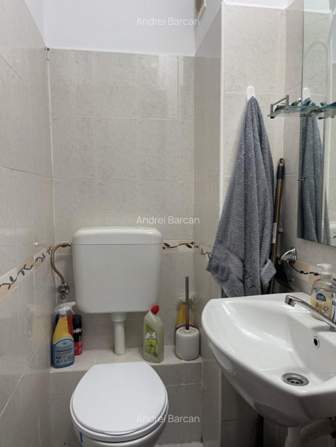 Apartament 3 camere, 82 mp utili, complet decomandat - Etaj 2/2 - 10