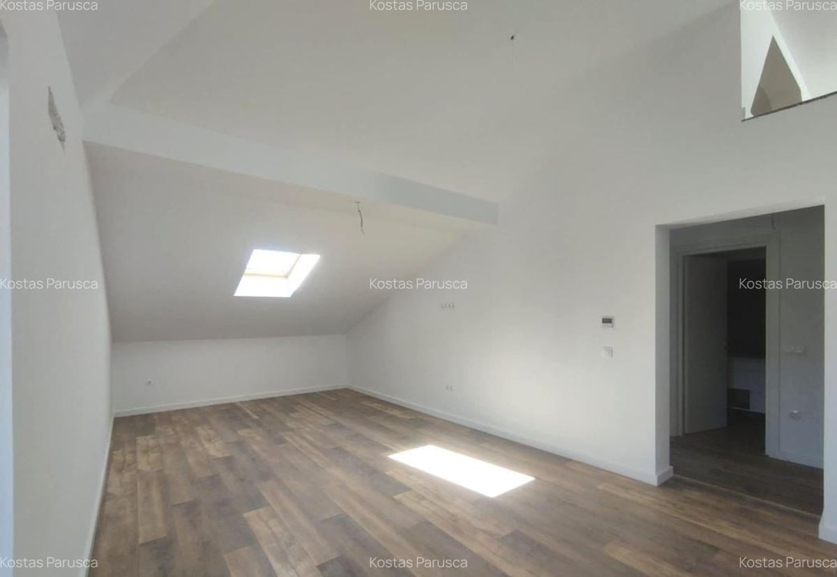 Apartament cu 2 camere decomandat în Tractorul - 8