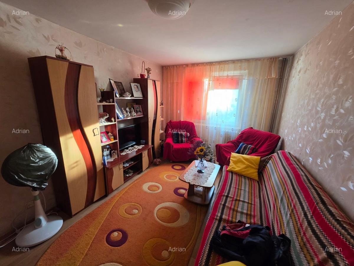 1 Decembrie 1918, 15 minute metrou, Auchan, bloc 1980, 2 gr sanitare, - 16