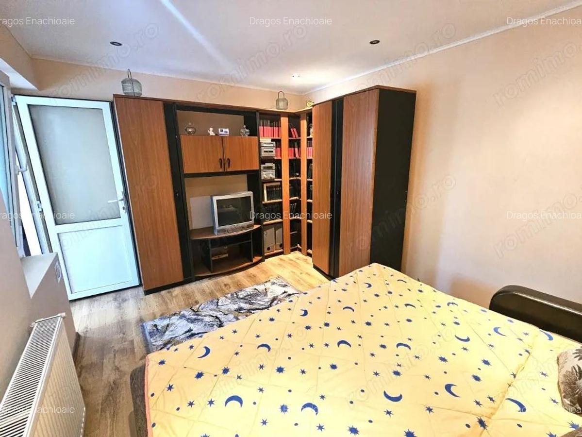 Casa cu teren la pret de apartament in Giulesti-capatul tramvaiului 11 - 19