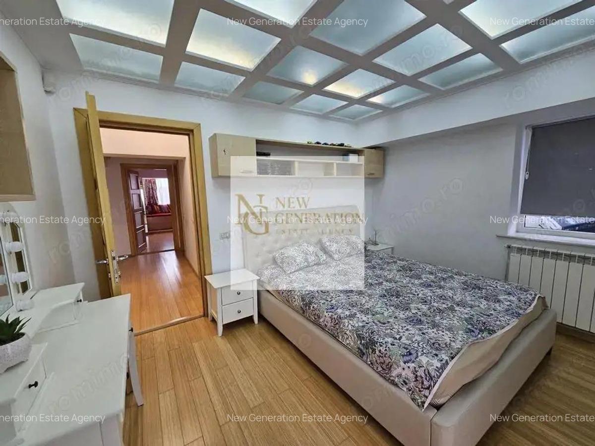 Apartament spa?ios ?i luminos, 4 camere zona Trocadero, Constan?a - 6