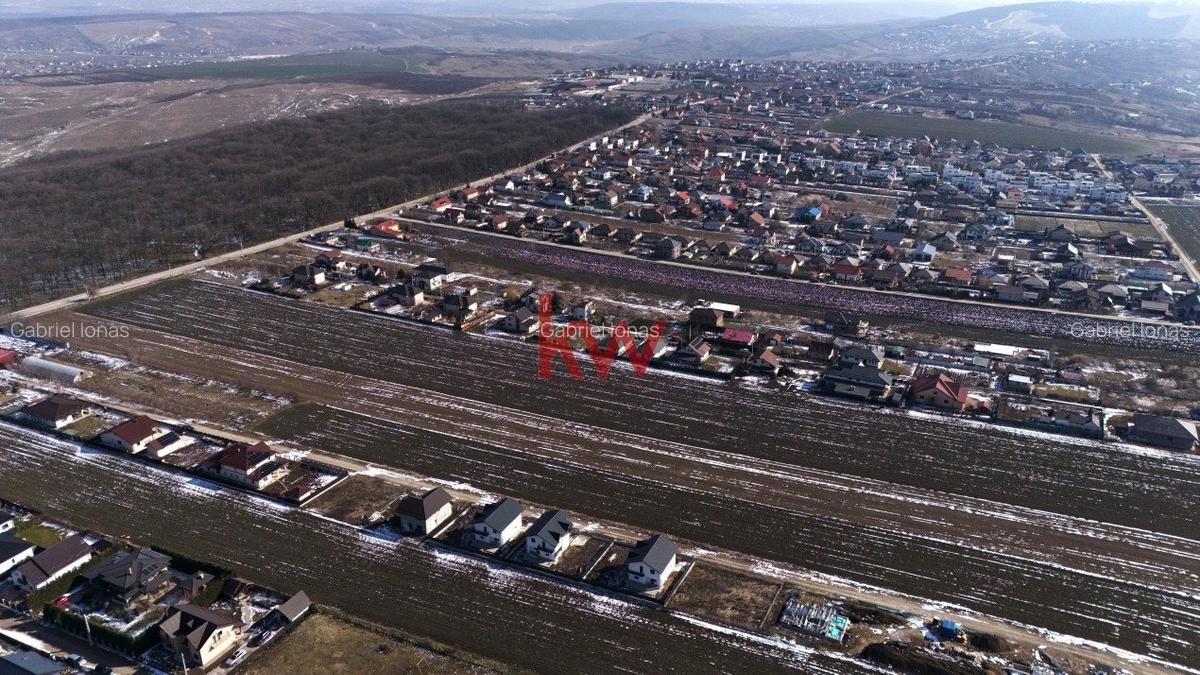 Vila 4 Camere, 2 Bai, Teren 469 mp Breazu, Copou, Padurea Marzesti - 13