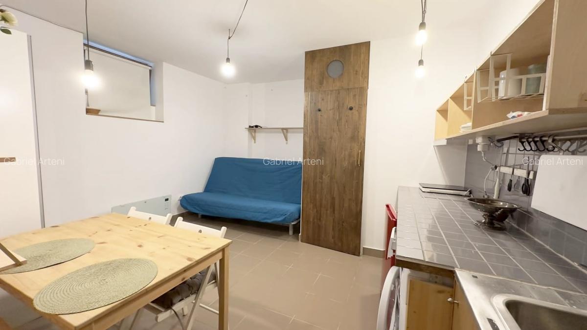 Garsoniera cocheta in Cotroceni - mica, vesela si gata de mutat! - 15