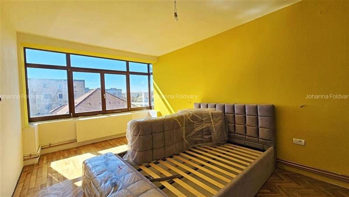 Apartament in asociatie, renovat, 6 cam 2 nivele cu garaj Elisabetin - 16