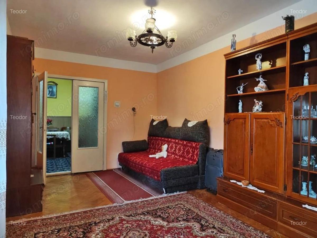 Apartament 3 camere de vanzare, B-dul Dacia, Oradea - 3
