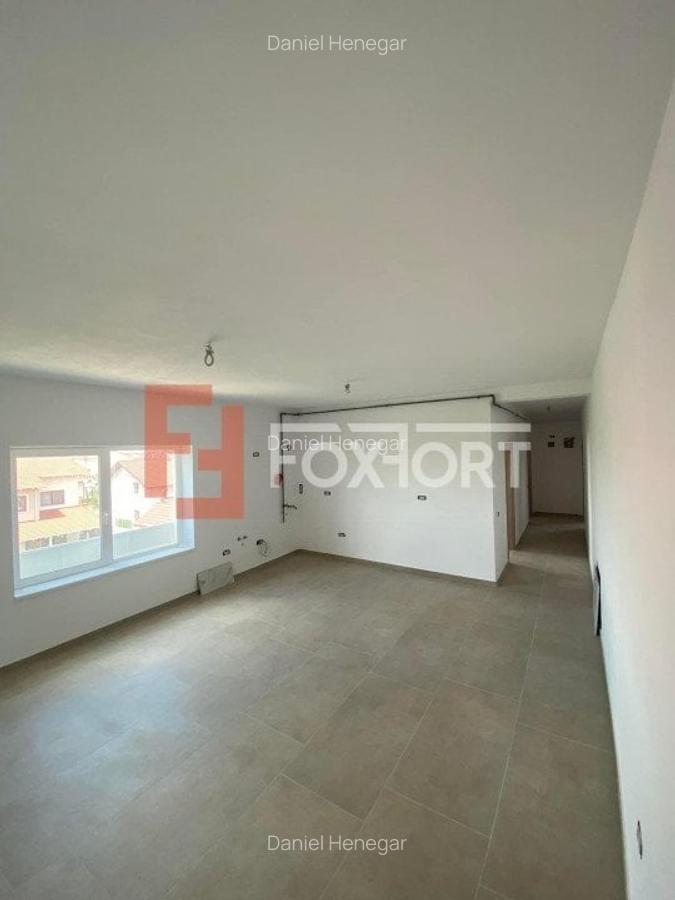 Apartament cu 2 camere decomandat în Moșnița Nouă - 10